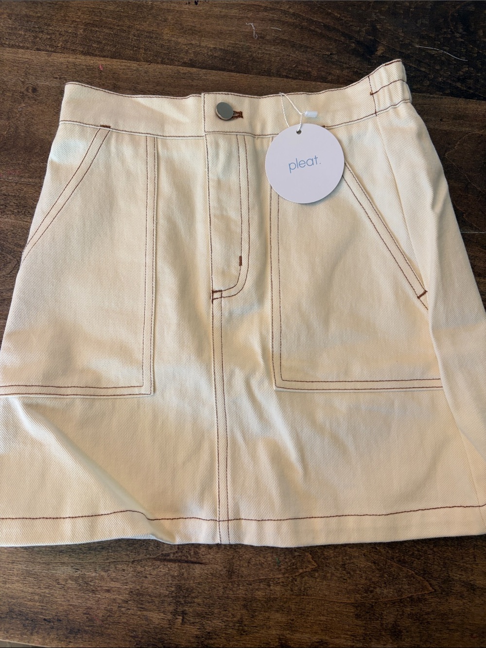 Pleat Cream A-Line Mini Skirt with Contrast Stitching